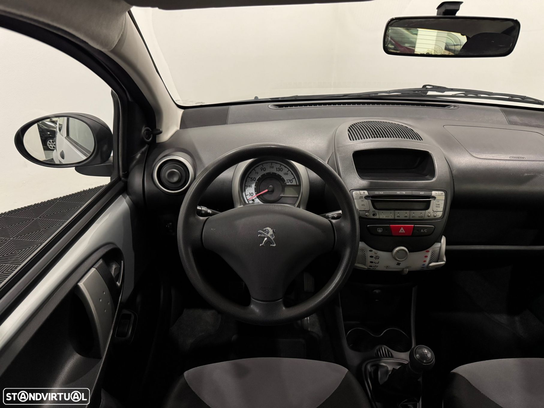 Peugeot 107 1.0 Urban - 8