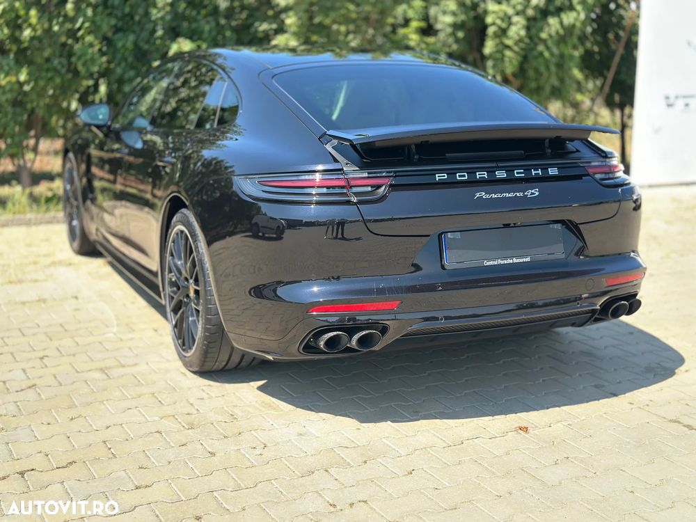 Porsche Panamera 4S - 19