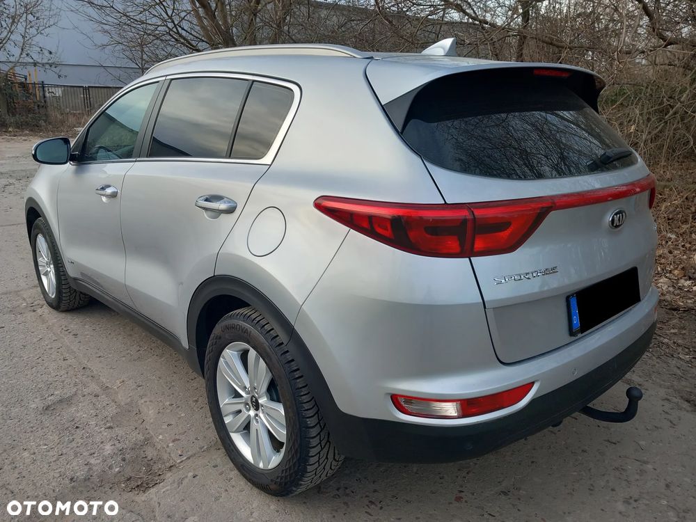 Kia Sportage 2,0 CRDI AWD Vision - 6