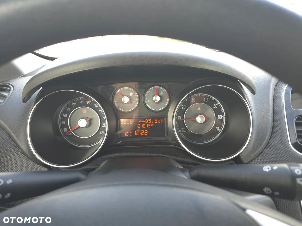 Fiat Punto 1.4 Easy S&S - 19