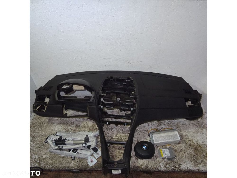 BMW X3 E83 DESKA KOKPIT AIRBAG KONSOLA - 1
