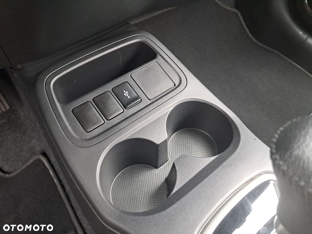 Mitsubishi Space Star 1.2 Invite CVT - 26