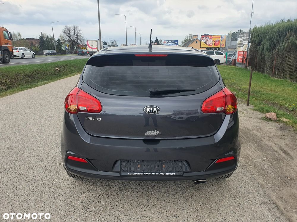 Kia Ceed 1.4 CVVT Attract - 6