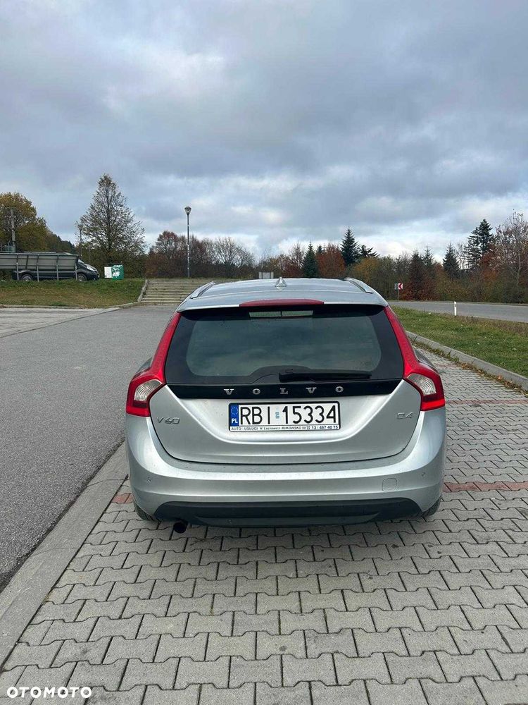 Volvo V60 - 8