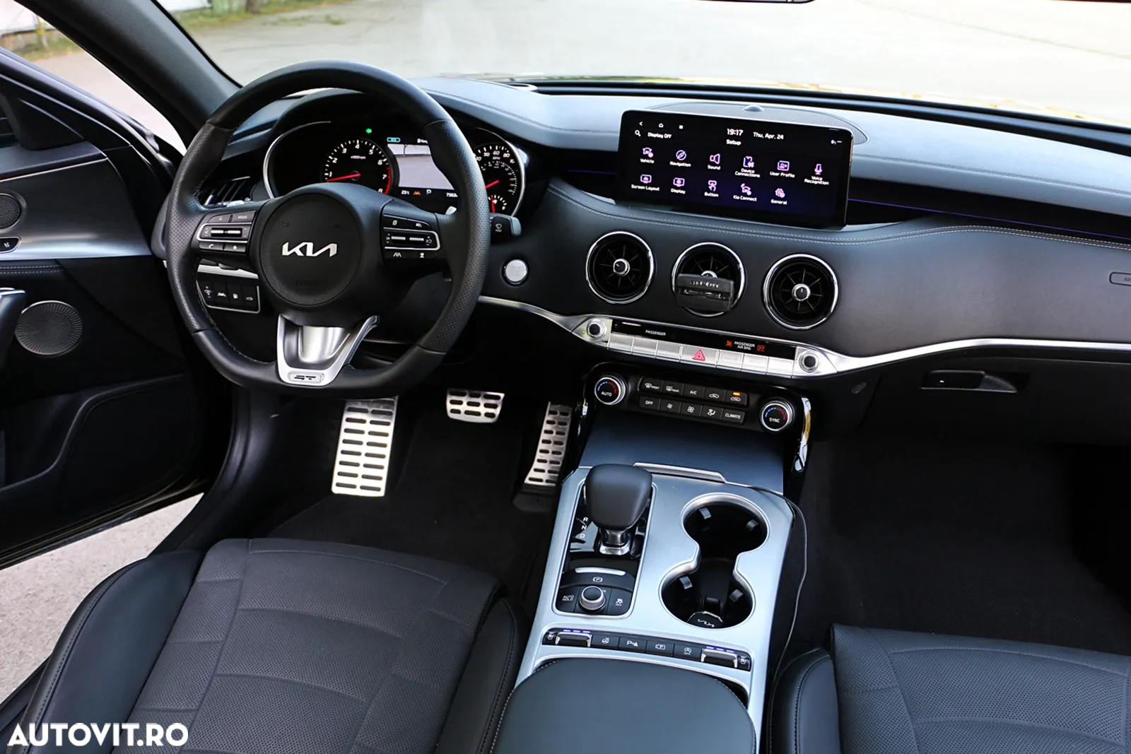 Kia Stinger 3.3 T-GDI AWD GT - 21