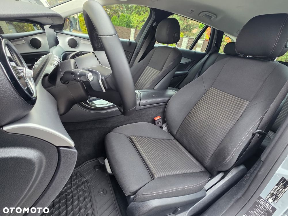 Mercedes-Benz Klasa E 220 d 9G-TRONIC Avantgarde - 16
