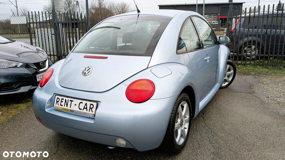 Volkswagen New Beetle - 8