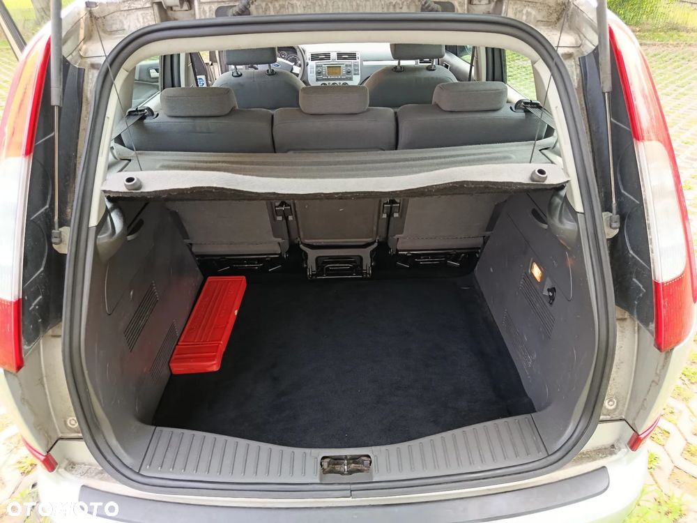 Ford Focus C-Max 1.6 TDCi DPF Futura - 12