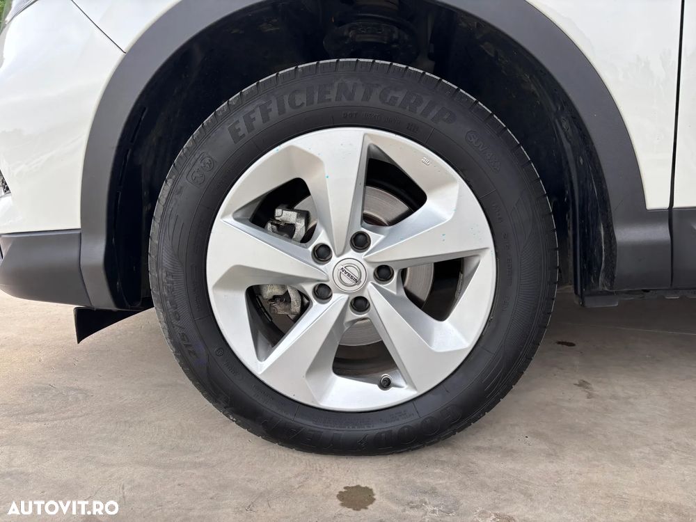Nissan Qashqai - 12