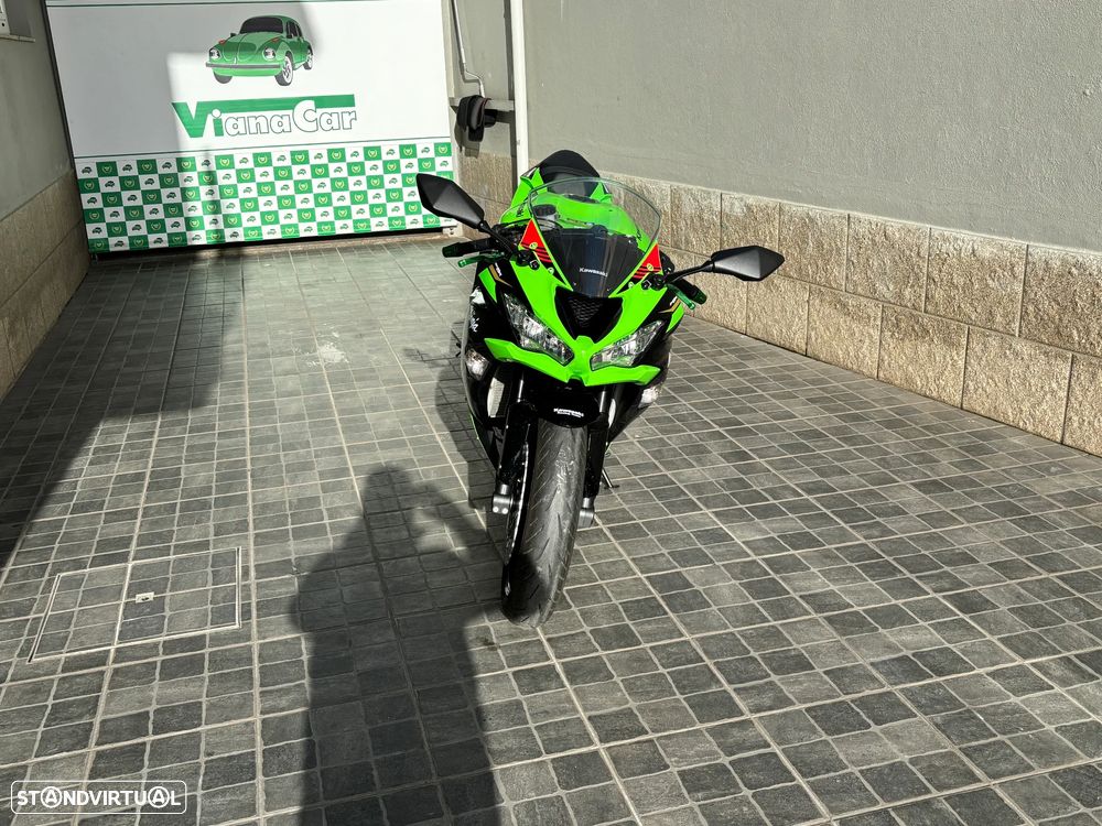 Kawasaki ZX ZX6R - 2