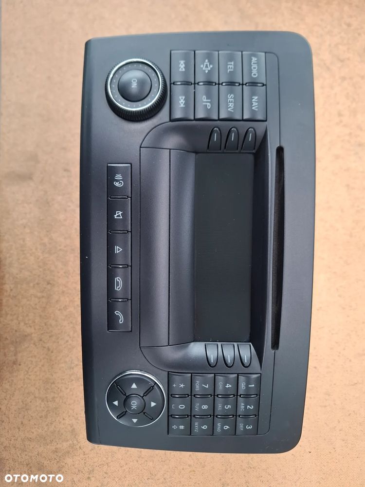 MERCEDES ML W164 RADIO S1648200879 - 1