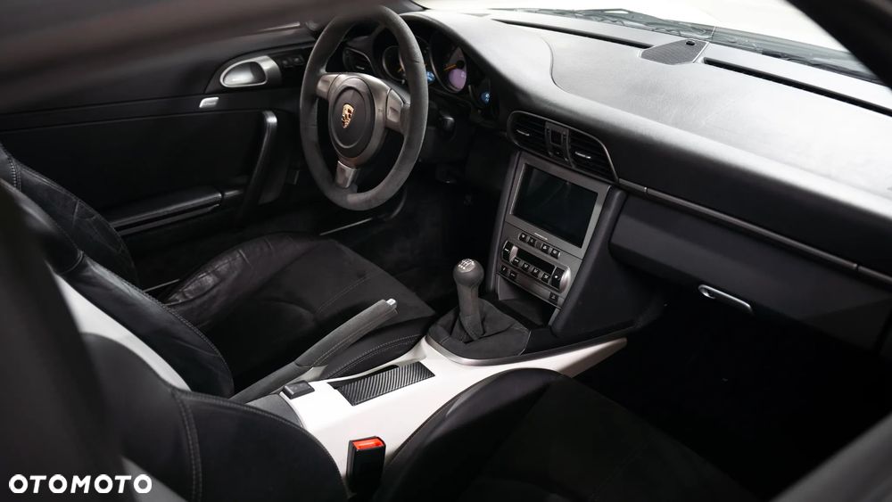 Porsche 911 GT3 - 18