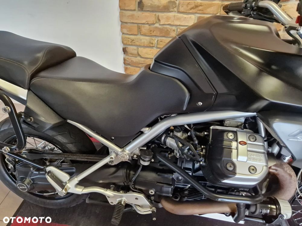 Moto Guzzi Stelvio - 18