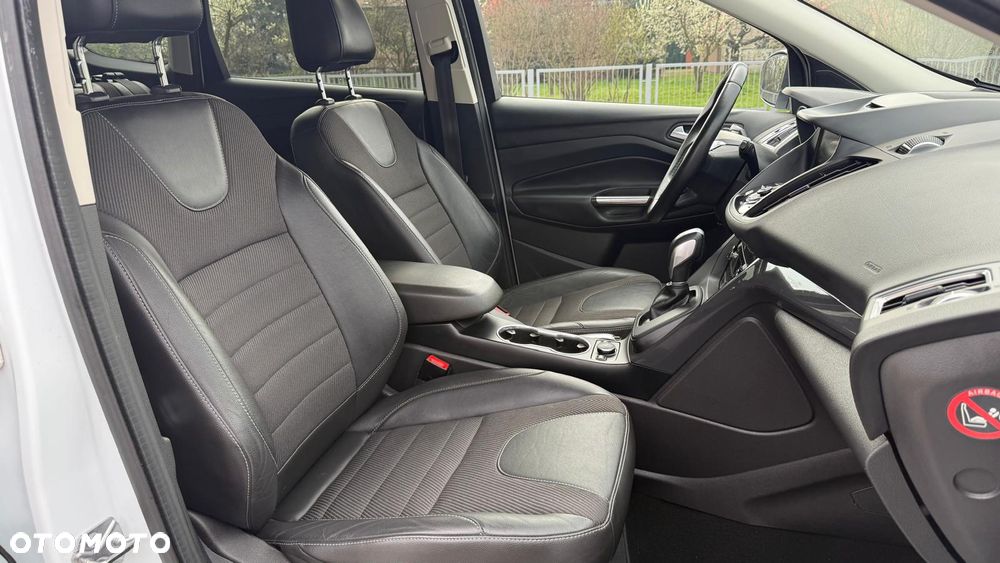 Ford Kuga 2.0 TDCi 4x4 Individual - 28