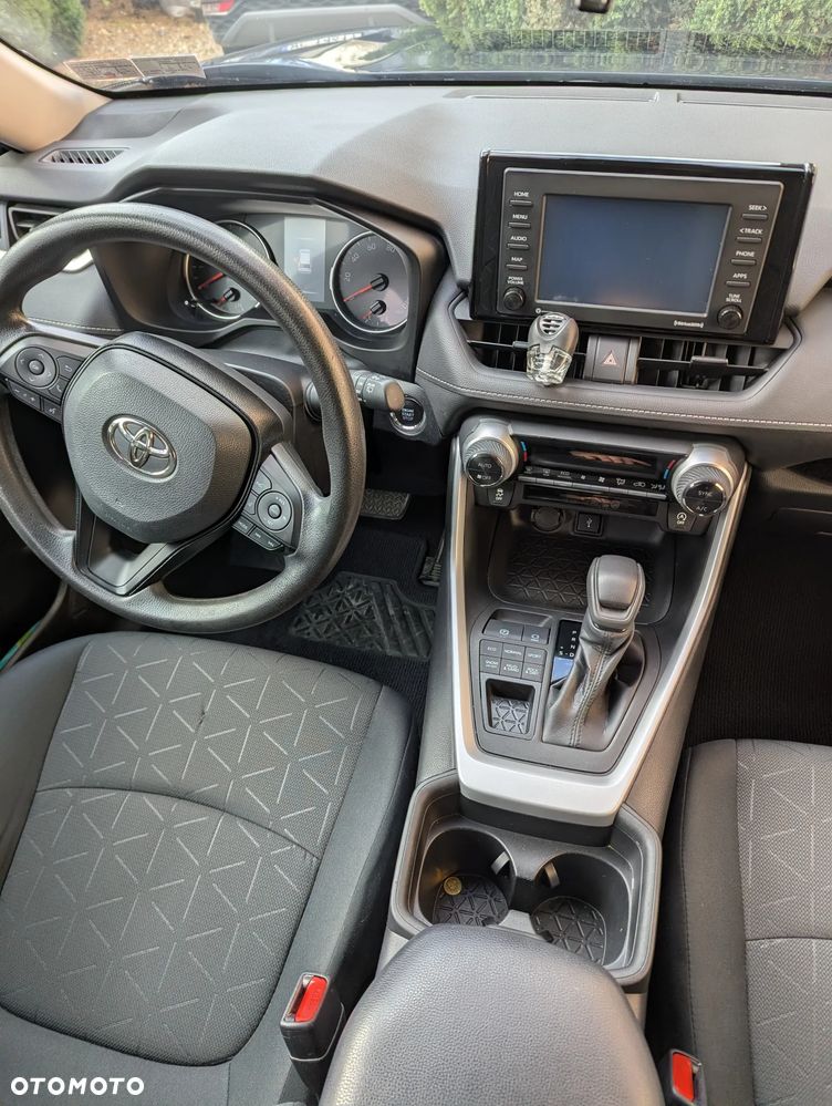 Toyota RAV4 - 38