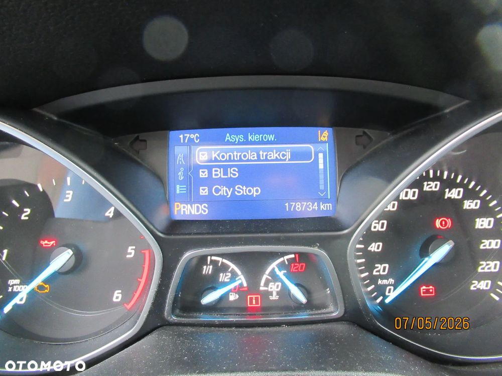 Ford Kuga 2.0 TDCi 4x4 Titanium - 29