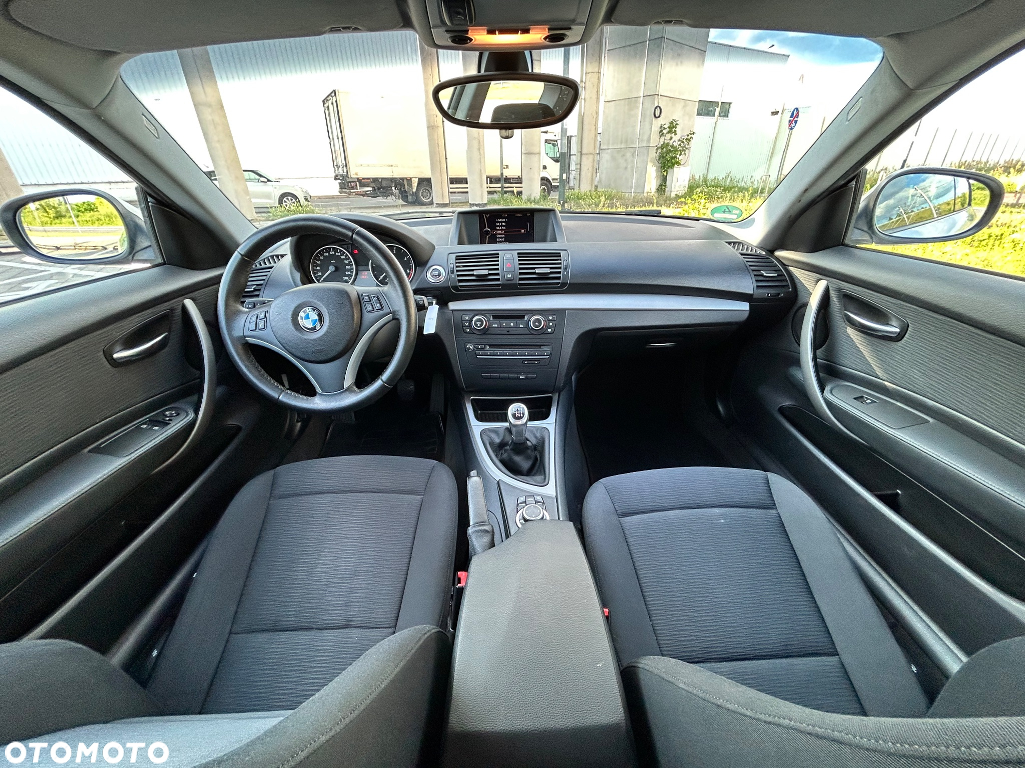 BMW Seria 1 118d - 14