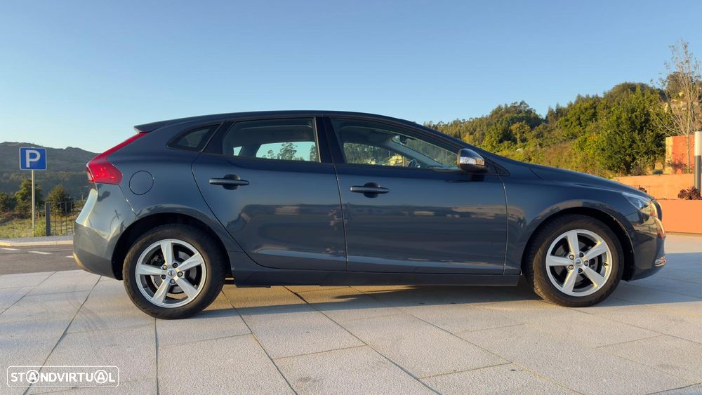 Volvo V40 D2 Kinetic - 7