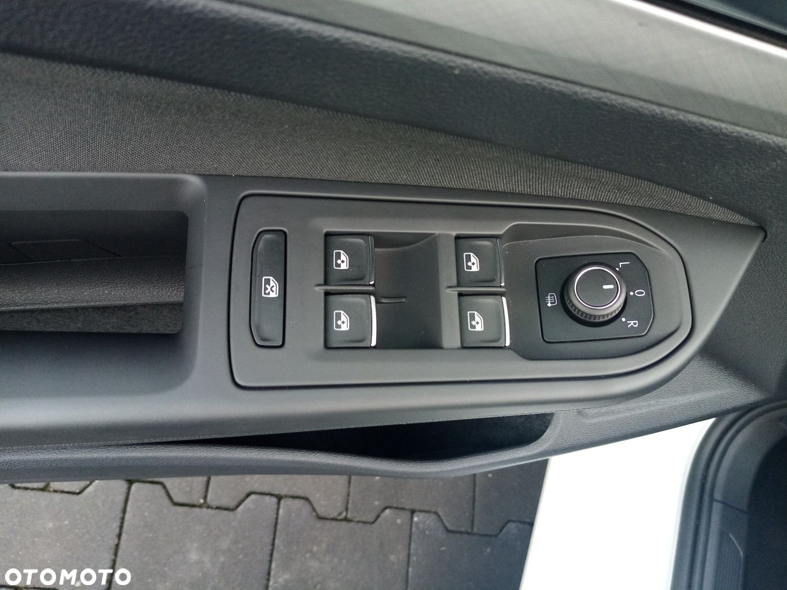 Volkswagen Golf VIII 1.5 TSI EVO Life - 14