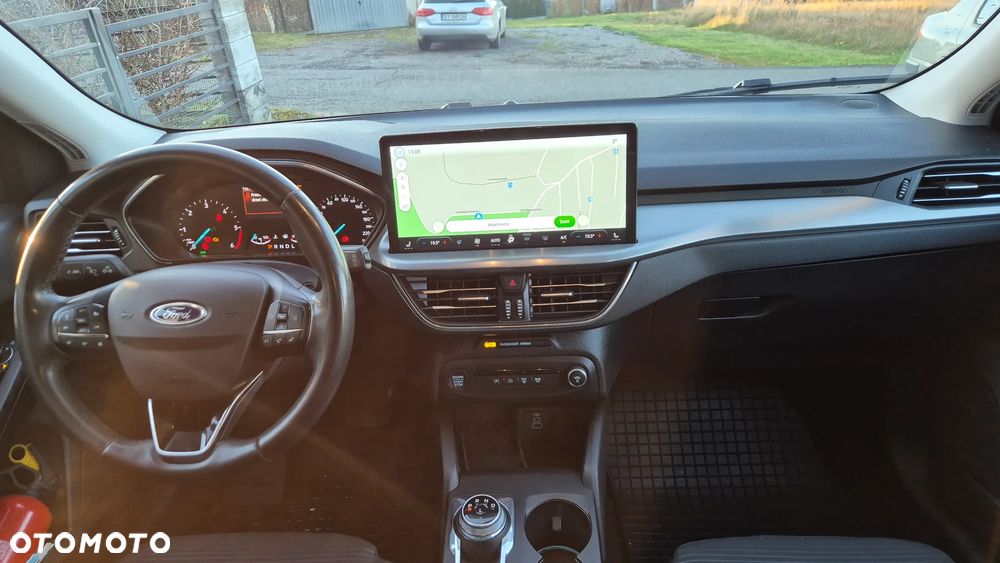 Ford Focus 1.5 EcoBlue Start-Stopp-System TITANIUM - 10