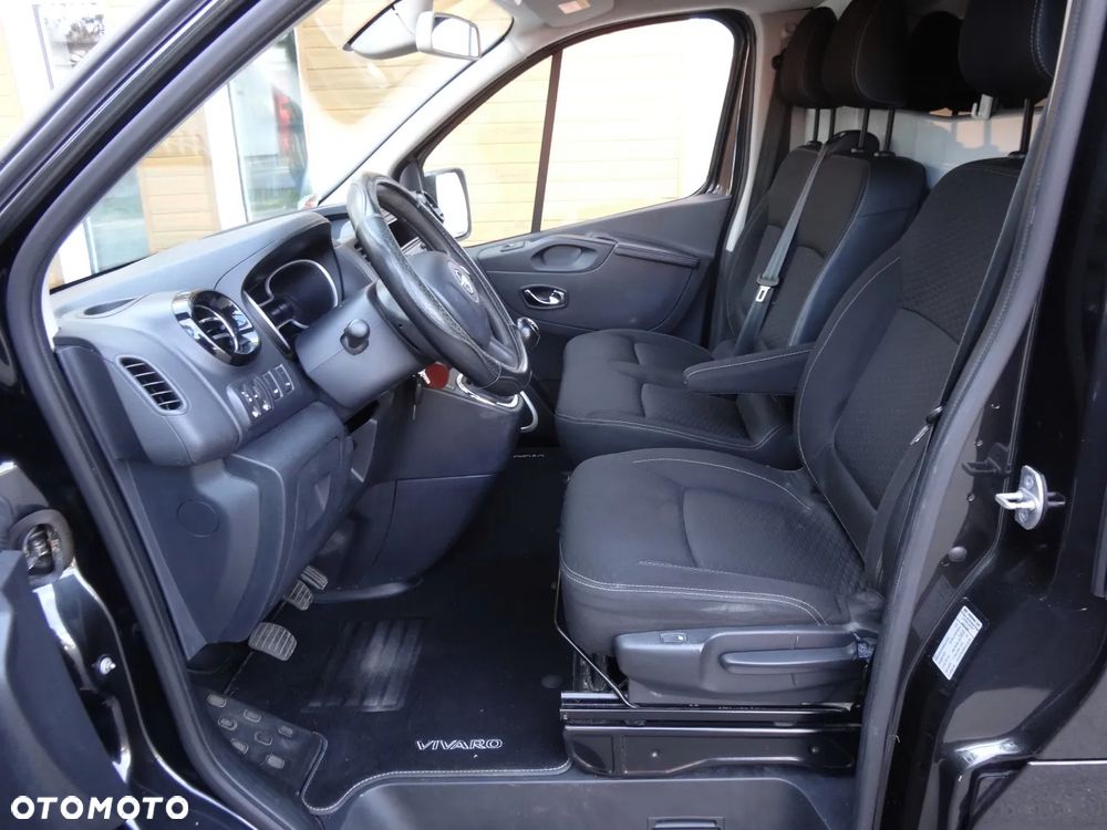 Opel Vivaro - 22