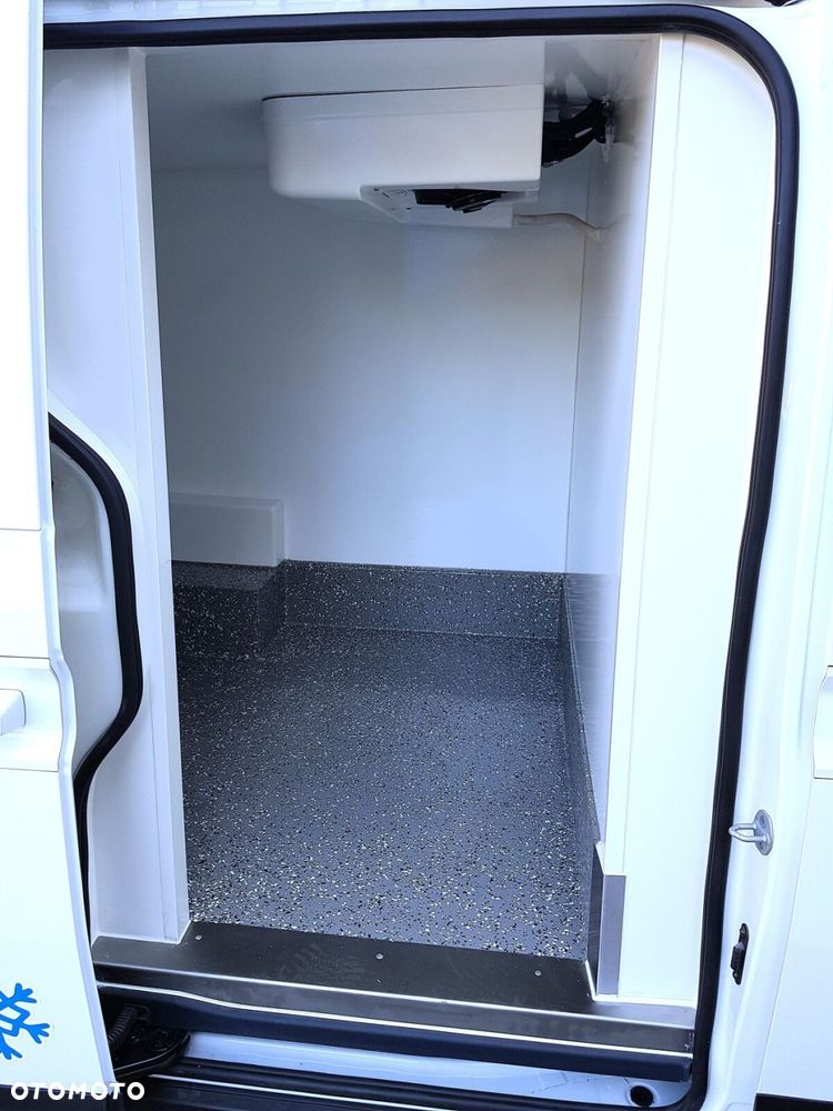 Kia PV5 71.2kWh - 15