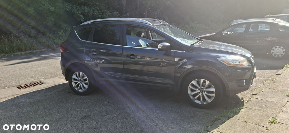 Ford Kuga 2.0 TDCi Titanium - 3