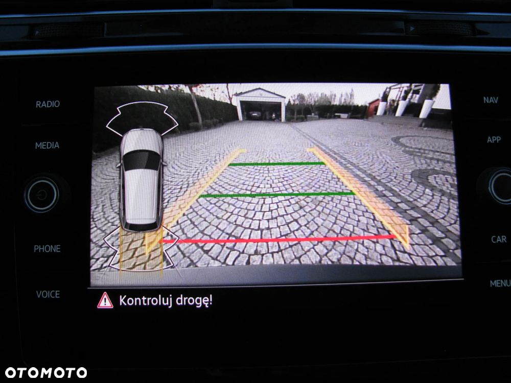 Volkswagen Tiguan 2.0 TDI SCR 4MotION DSG R-Line - 21