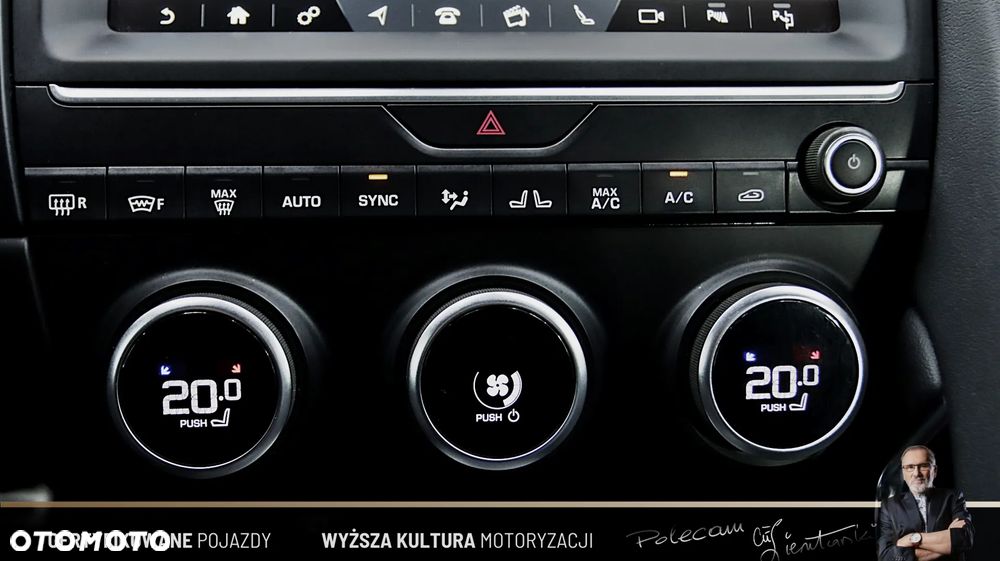 Jaguar E-Pace 2.0 i4P AWD R-Dynamic S - 16