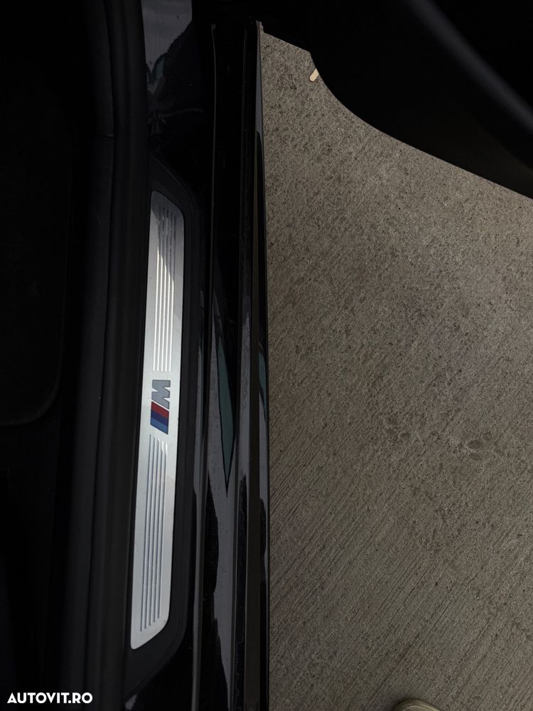 BMW Seria 5 530i xDrive AT - 31