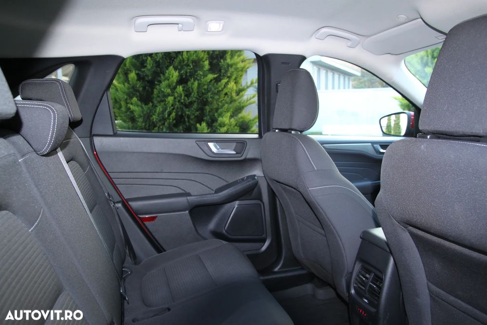 Ford Kuga - 17