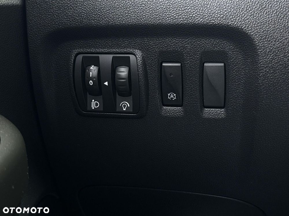 Renault Captur 0.9 Energy TCe Alize EU6 - 17