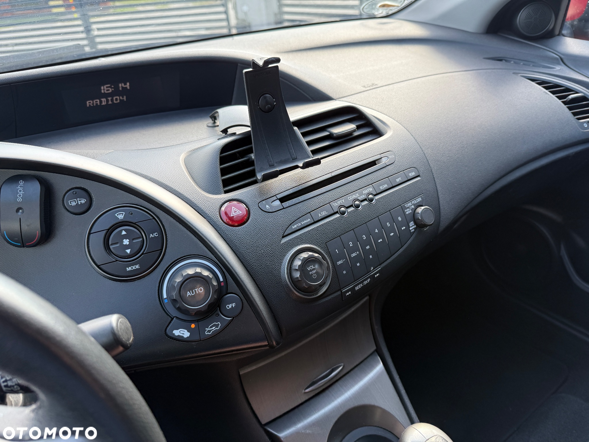 Honda Civic 1.8 Sport - 32
