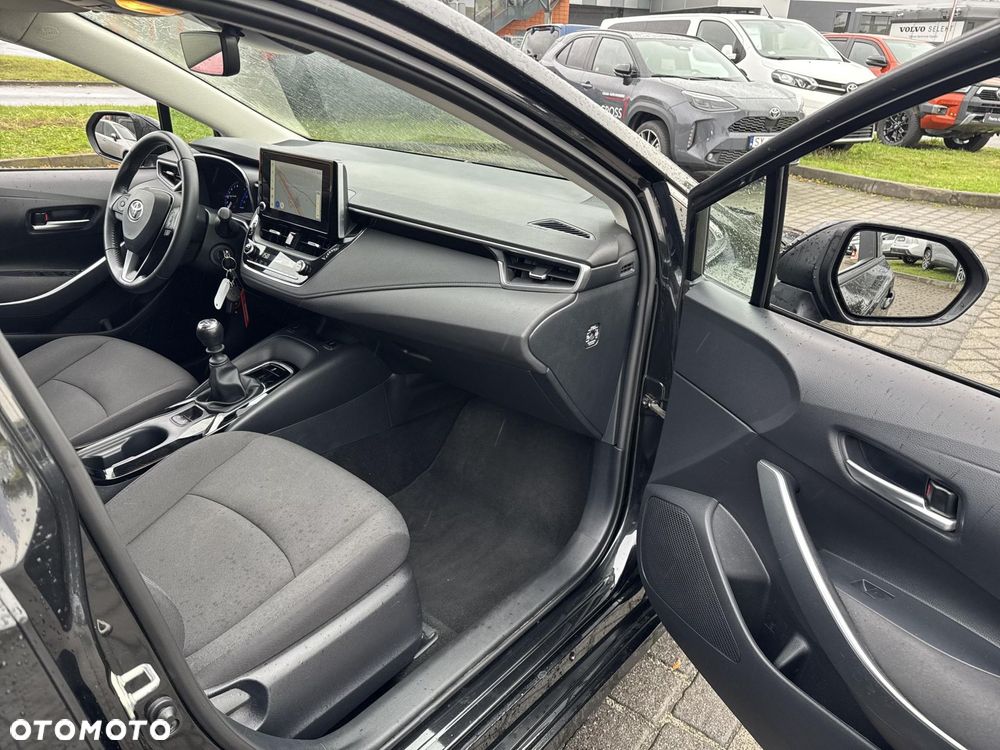 Toyota Corolla - 26