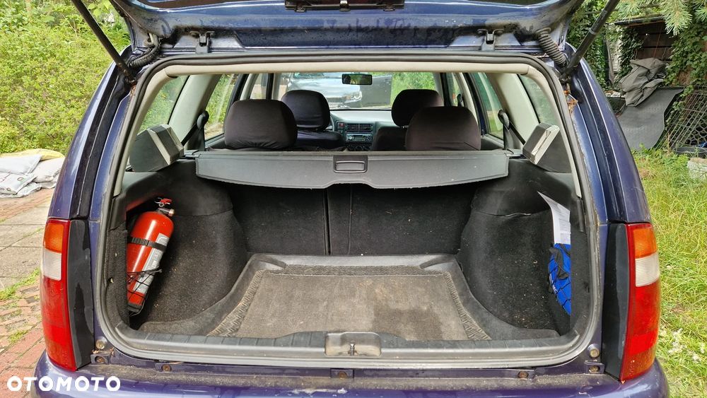 Volkswagen Polo 1.9 SDI - 8