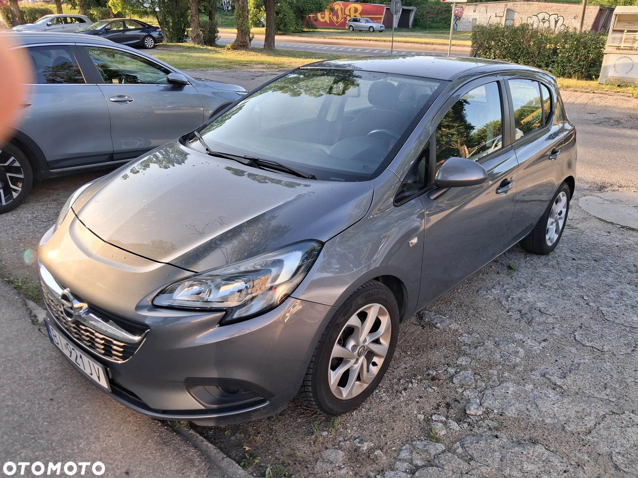 Opel Corsa 1.4 Enjoy - 1