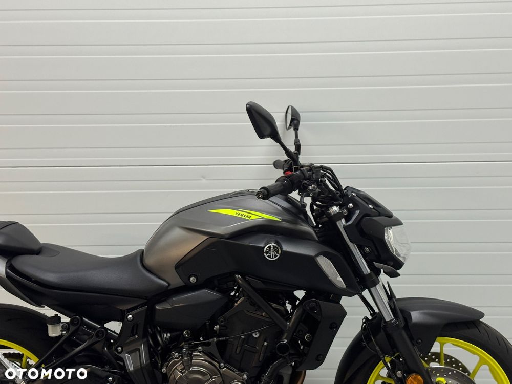 Yamaha MT - 6