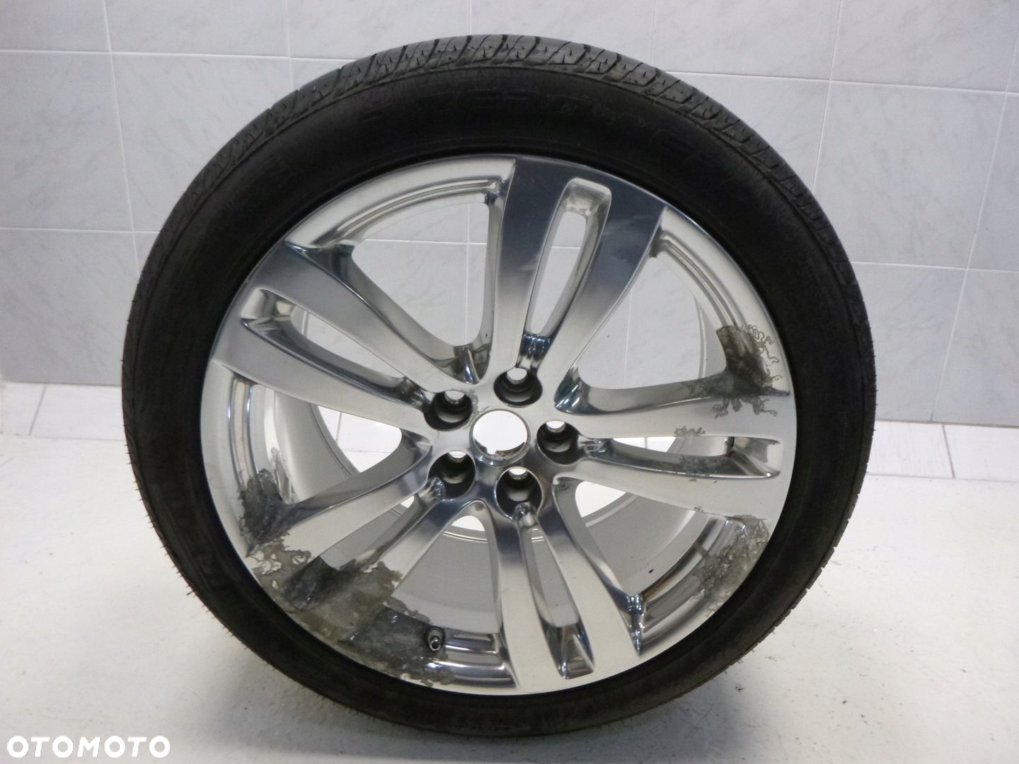JAGUAR XF XE XJ 10X19 ORYGINALNA FELGA ALUMINIOWA R19 ET46 5x108 OPONA PIRELLI 275/40 WIELOSEZON KOŁO - 2