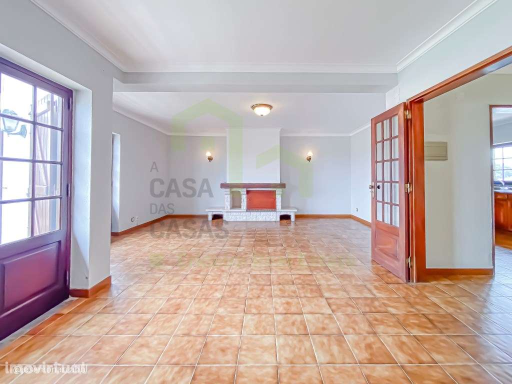 Vende moradia T5 - Ericeira 10 km, A Casa das Casas - Grande imagem: 2/37