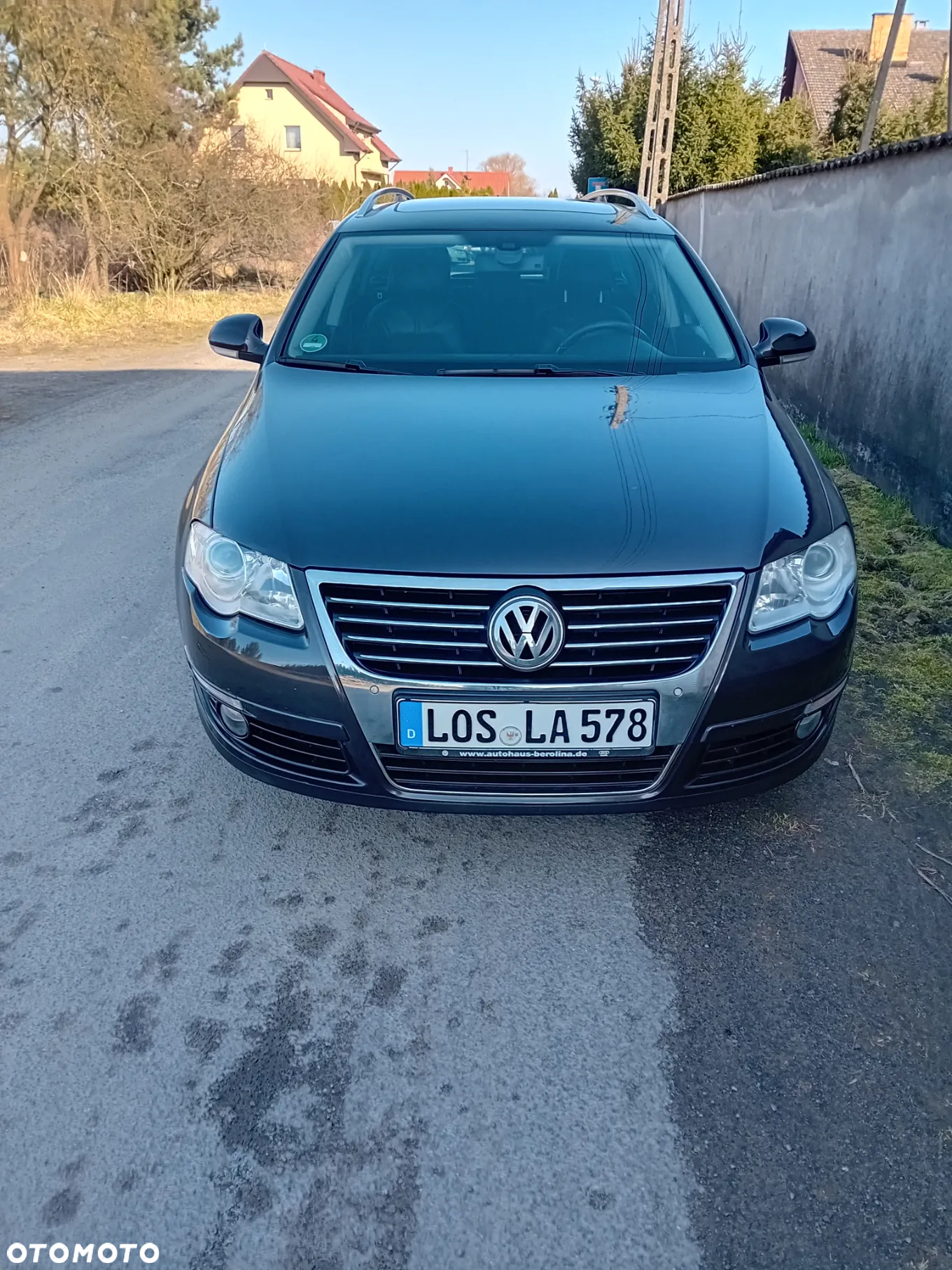 Volkswagen Passat - 14
