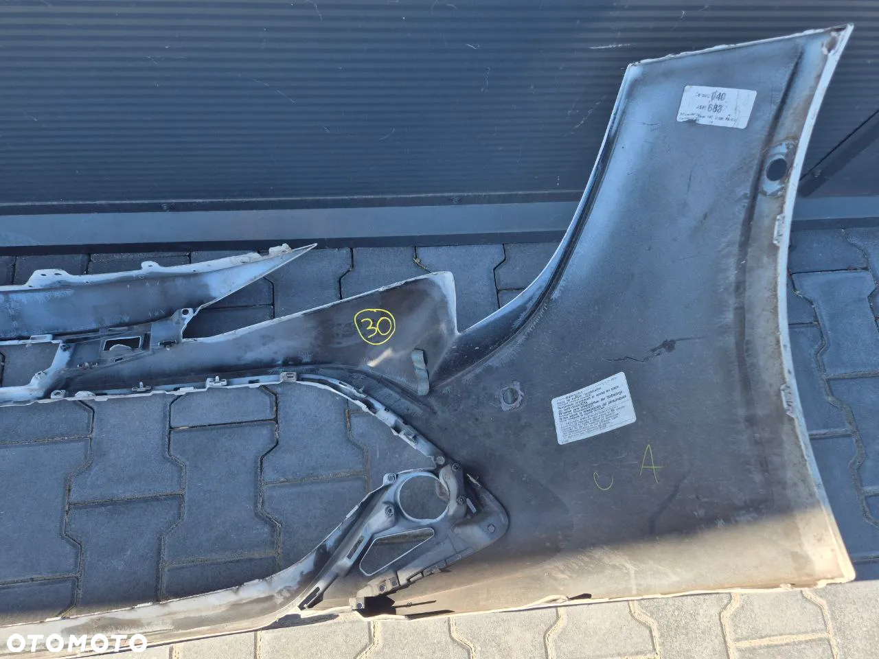 TOYOTA COROLLA E21 HB / KOMBI ZDERZAK PRZEDNI (dostępne 3 zderzaki) - 12