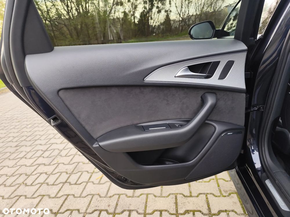 Audi A6 Avant 3.0 TDI quattro S tronic - 10