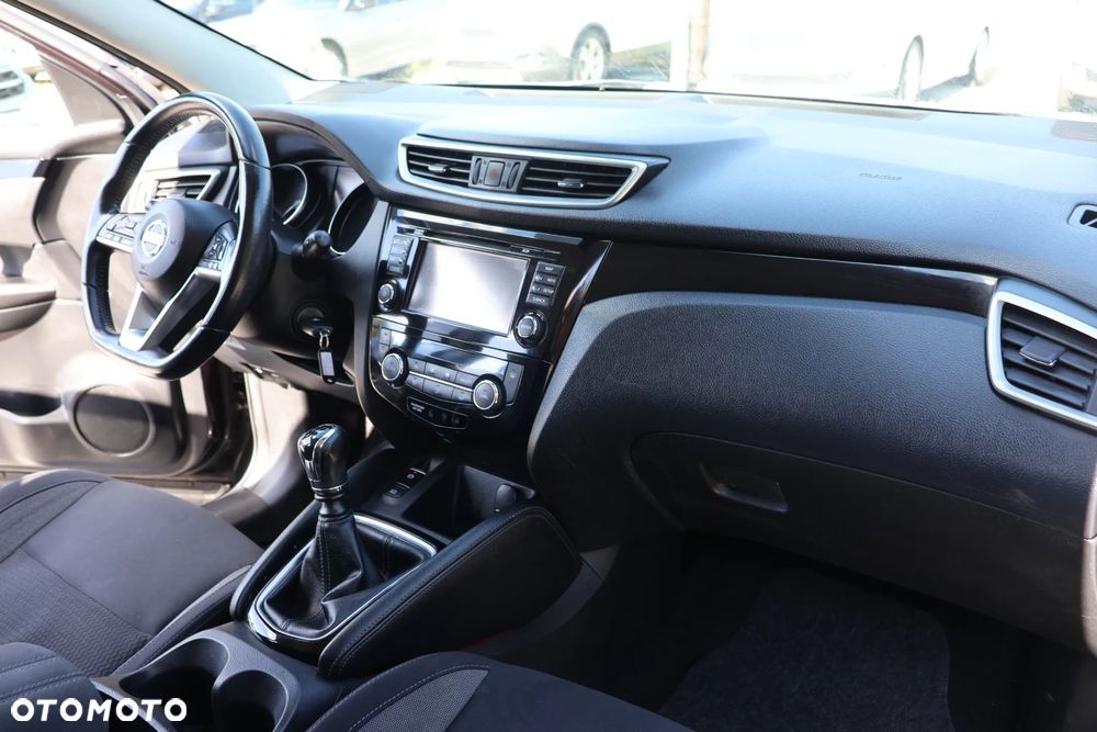 Nissan Qashqai 1.2 DIG-T Acenta EU6 - 10