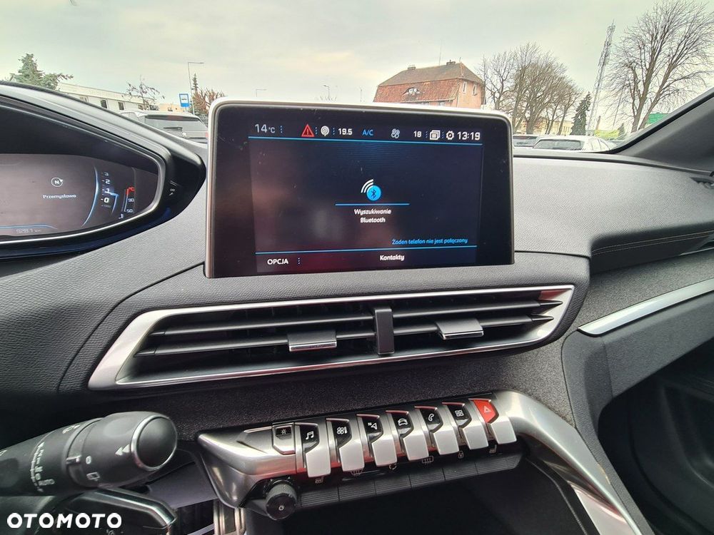 Peugeot 5008 1.5 BlueHDi Allure Pack S&S EAT8 - 17