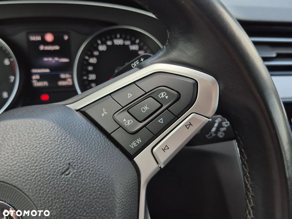 Volkswagen Passat 2.0 TSI Elegance DSG - 23