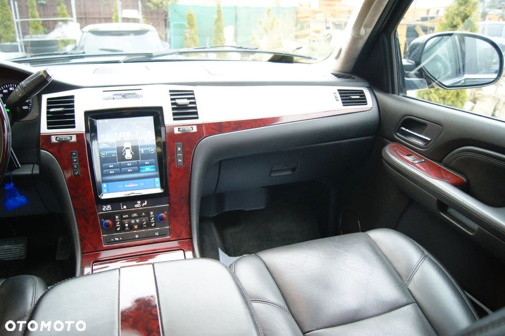 Cadillac Escalade 6.2 V8 Sport Luxury - 28