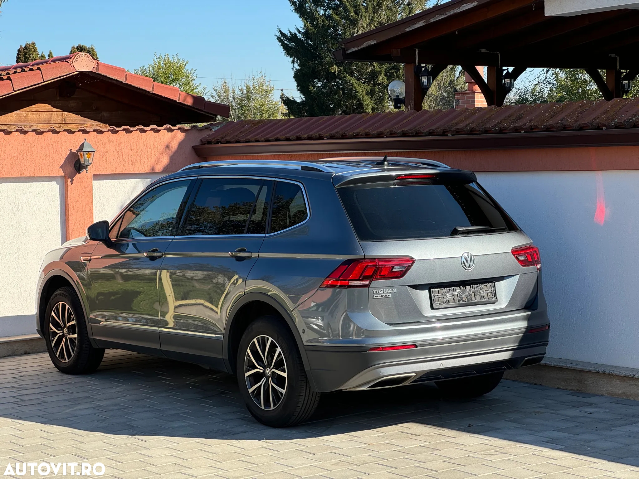 Volkswagen Tiguan Allspace 2.0 TDI SCR DSG Comfortline - 22