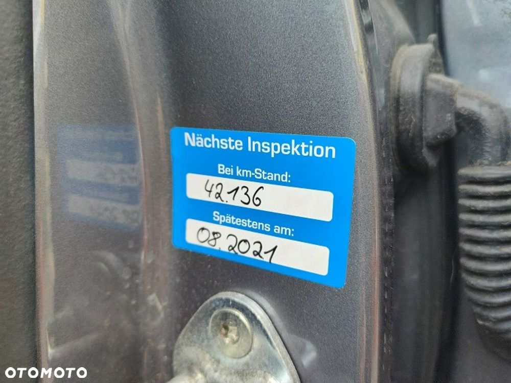 Hyundai i10 - 12