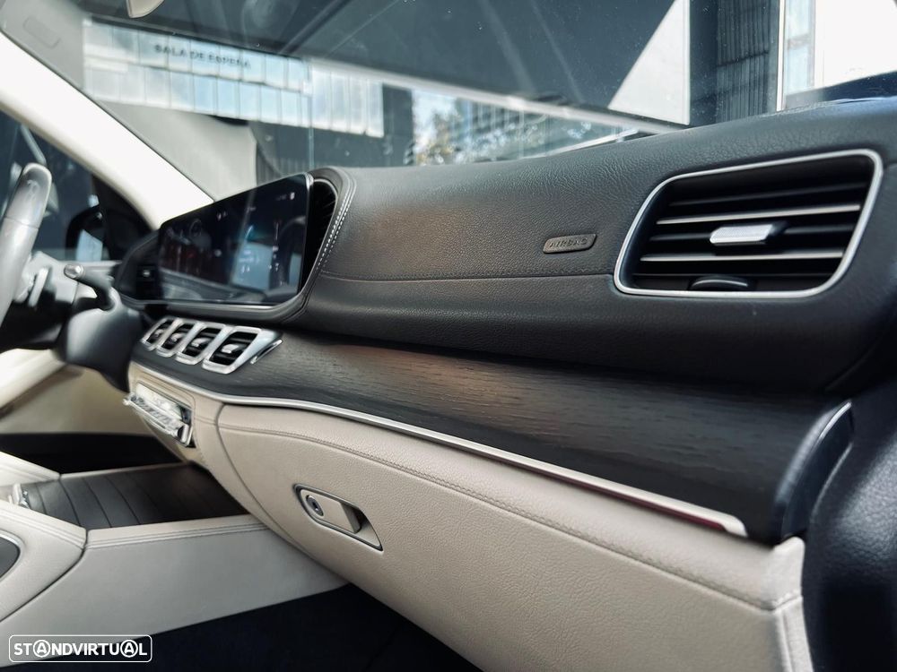 Mercedes-Benz GLE 400 d 4Matic 9G-TRONIC AMG Line - 46