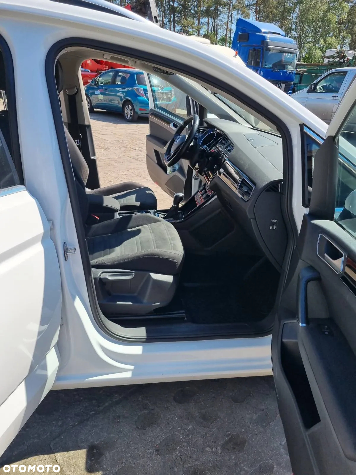 Volkswagen Touran 2.0 TDI SCR (BlueMotion Technology) DSG Highline - 12